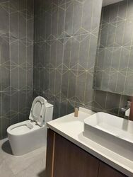 E9 Premium (D27), Factory #498566321